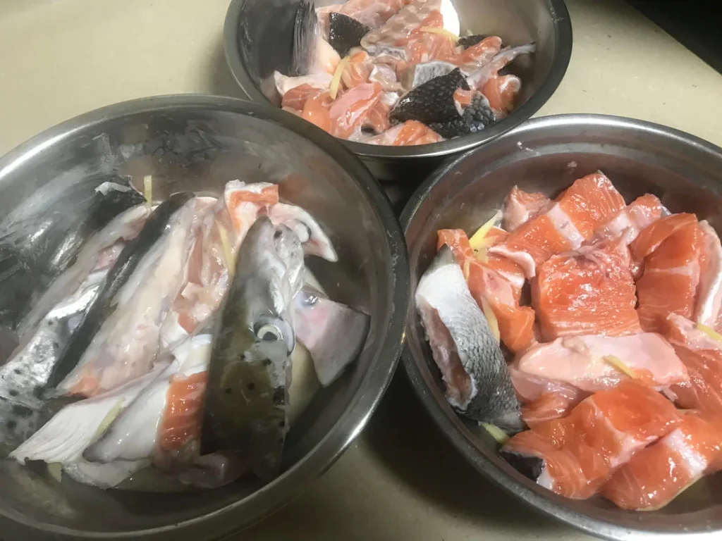 Sour Cabbage Fish with Salmon Head