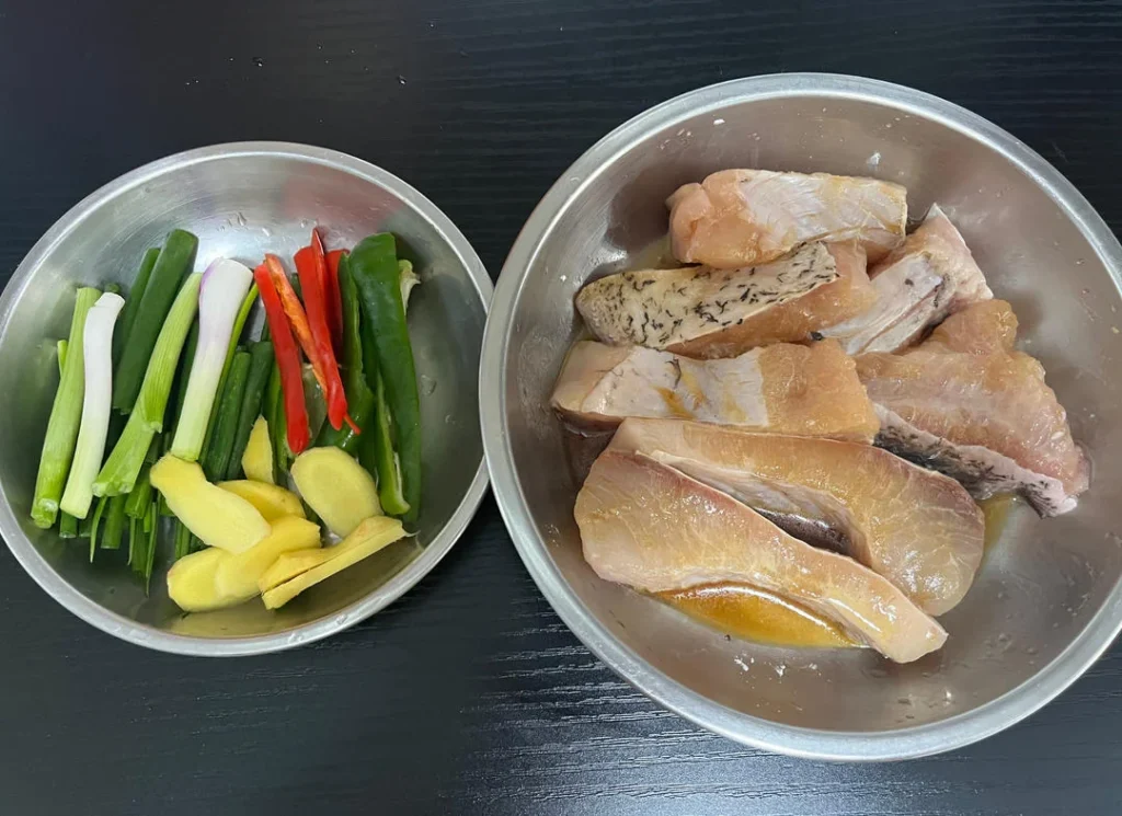 Braised Fish Belly with Fried Tofu Sticks