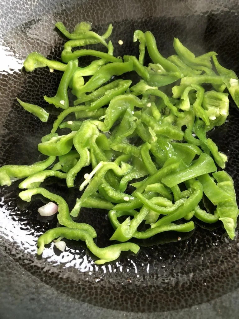 Quick Stir-fried Pork Liver