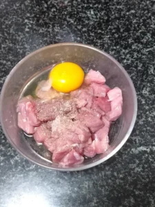 Sweet and Sour Pork (Gulu Rou)