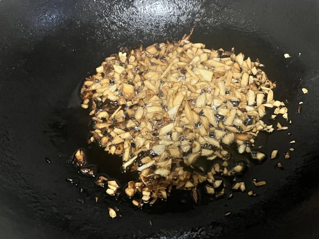 Garlic Spicy Chicken Wing Tips — An Incredibly Delicious Home-Style Dish