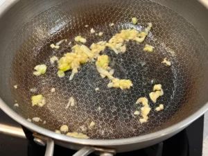 Garlic Stir-fried Winter Melon (Quick Dish)