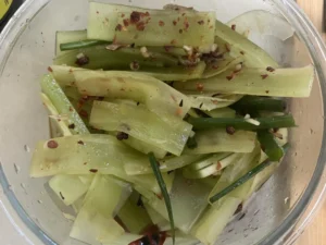 Scorched Celery Cabbage with Lettuce (Qiang Ban Wo Sun)