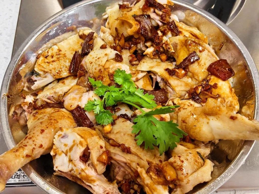 Fragrant Scallion Oil Chicken
