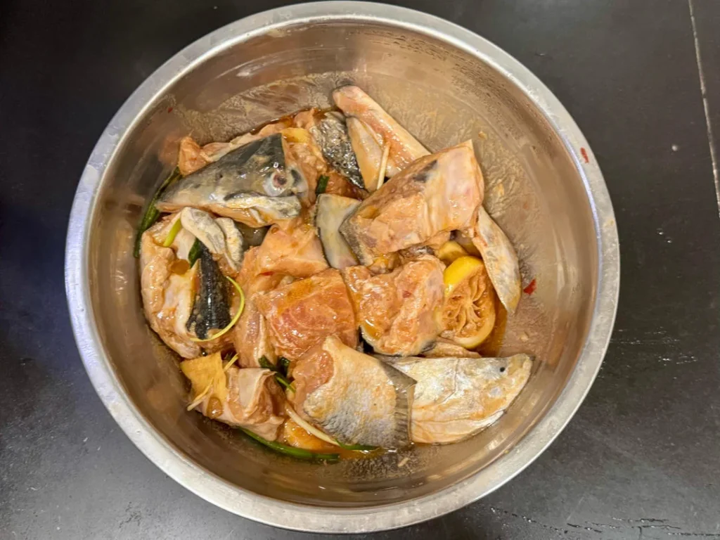 Pan-Fried Salmon Head
