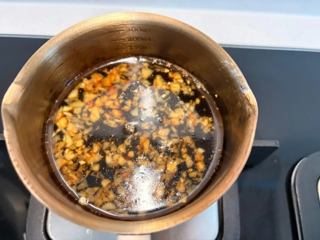 Quick Oyster Sauce Lettuce