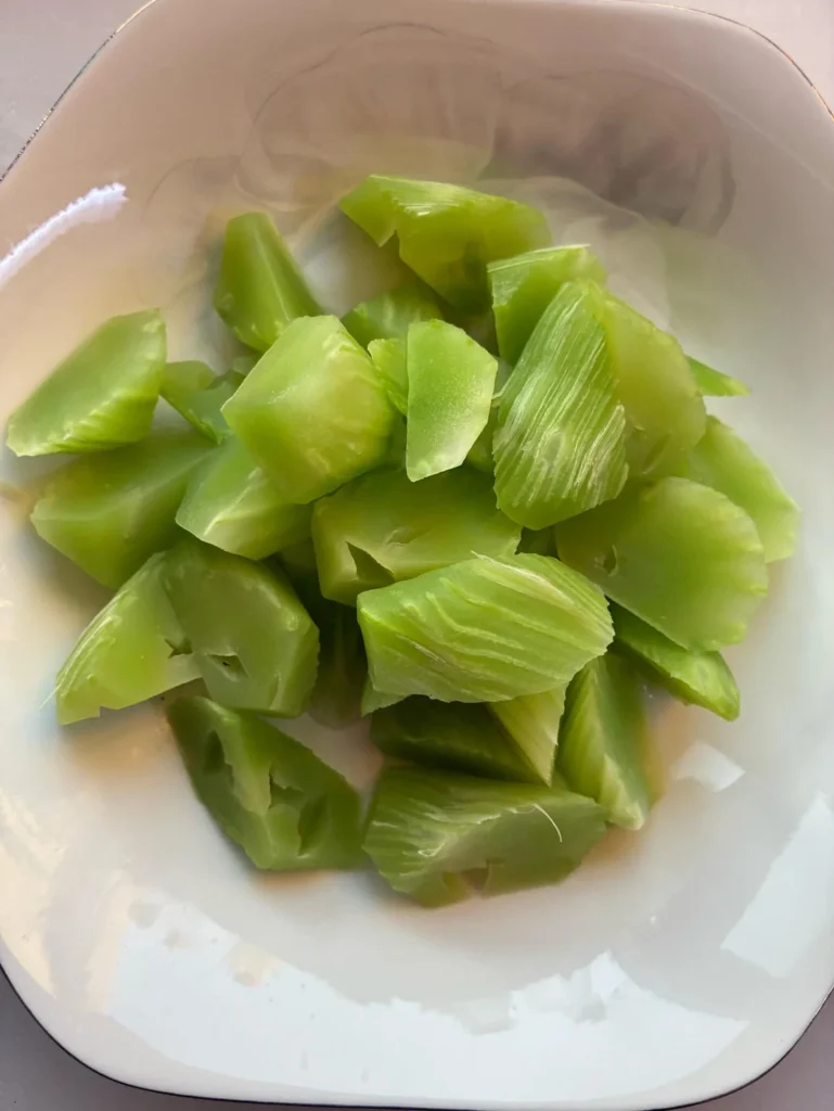 Stir-fried Scallop with Celtuce