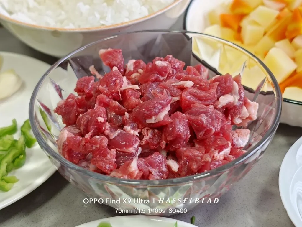 Stir-fried Beef with Potatoes