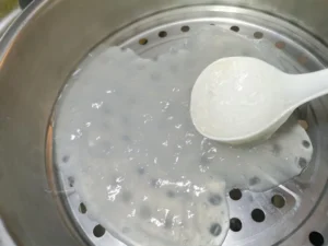 Fun-Shaped Pea Starch Noodles (Lou Yu Yu)