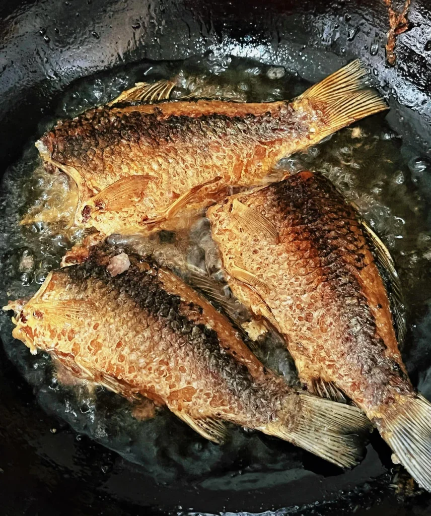 Crispy Small Crucian Carp