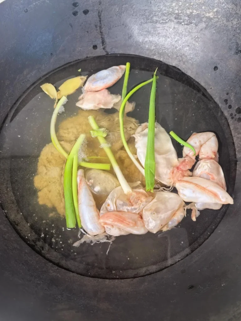 Fish Roe Braised with Tofu