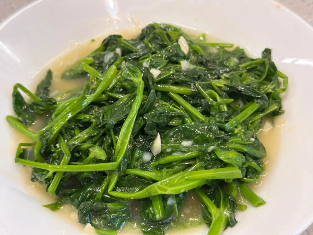 Garlic Sautéed Pea Shoots (Quick & Easy)