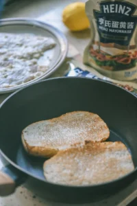 Homemade Nutritious Breakfast | Mayo Pan-Seared Chicken Breast Sandwich