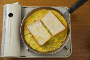 Morning Energy Breakfast | Spam and Egg Sandwich