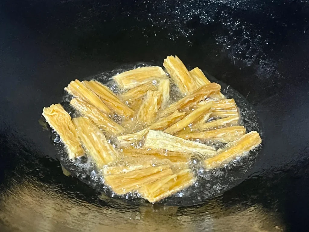 Braised Fish Belly with Fried Tofu Sticks