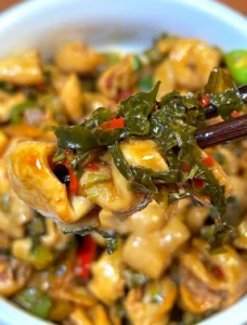 Stir-Fried Sour Cabbage with Pork Intestines