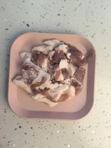 Stir-fried Hazelnut Mushrooms with Napa Cabbage – A Northeast Chinese Home Classic