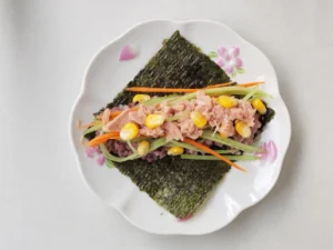 Low-Fat Tuna Seaweed Rice Rolls