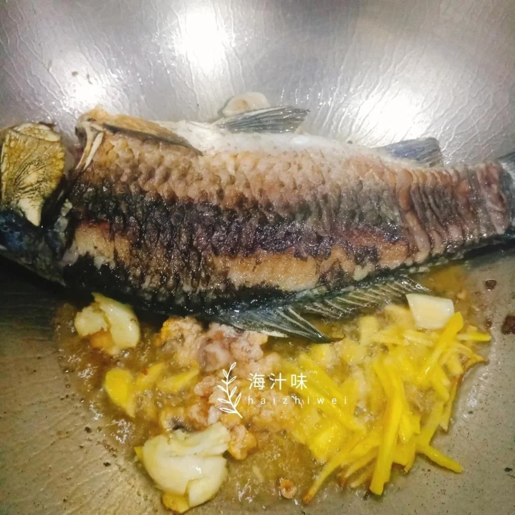 Foolproof Braised Crucian Carp
