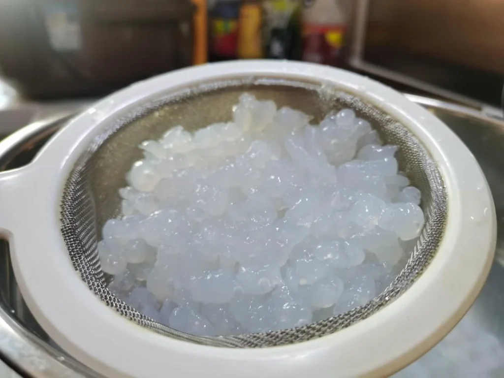 Fun-Shaped Pea Starch Noodles (Lou Yu Yu)
