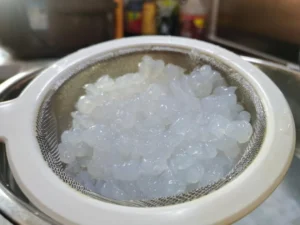 Fun-Shaped Pea Starch Noodles (Lou Yu Yu)