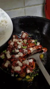 Homestyle Crayfish with Thirteen Spices — Mild, Savory & Salty, Perfect for Summer Parties