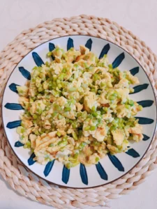 Stir-fried Eggs with Garlic Chives — Quick & Flavorful Home Cooking