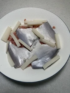 Pomfret Three Ways with Minced Pork