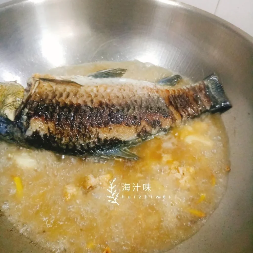 Foolproof Braised Crucian Carp