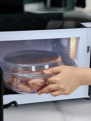 Microwave Jue Jue Chicken Pot