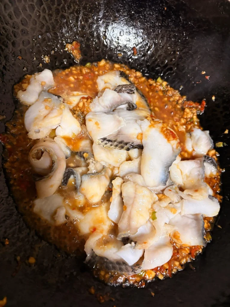 Garlic Snakehead Fish Slices