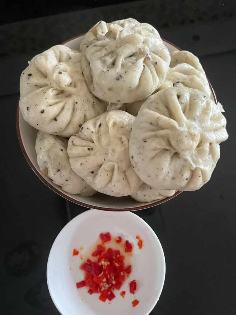 Lazy Sesame Pork and Mushroom Vegetable Buns