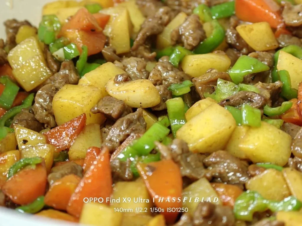 Stir-fried Beef with Potatoes