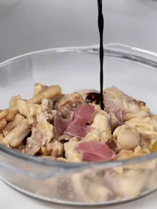 Microwave Jue Jue Chicken Pot