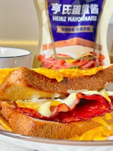 Whole Wheat Toast, Pineapple & Bacon Sandwich — 10-Minute Breakfast