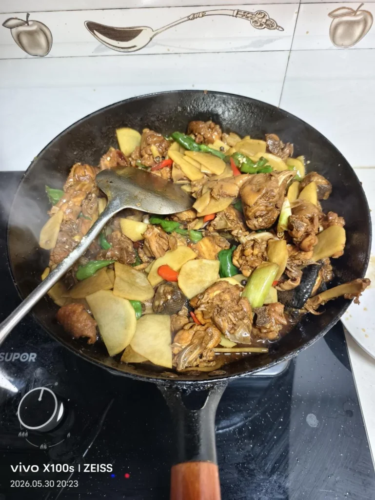 Zaozhuang Spicy Chicken