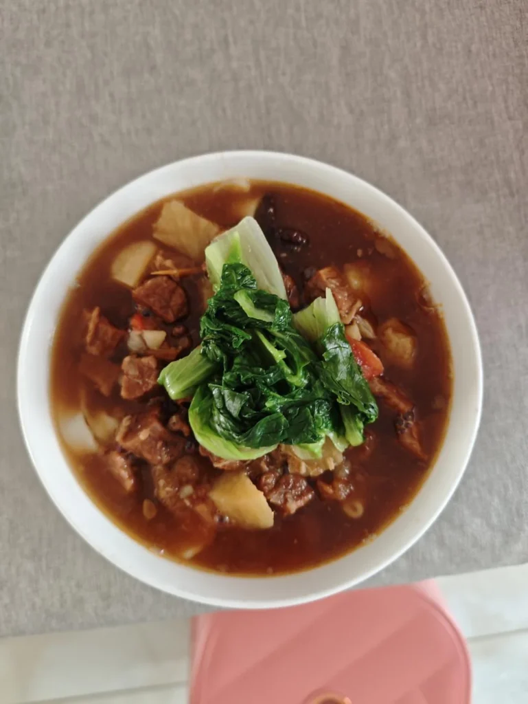 Braised Beef with Potatoes and Tomatoes