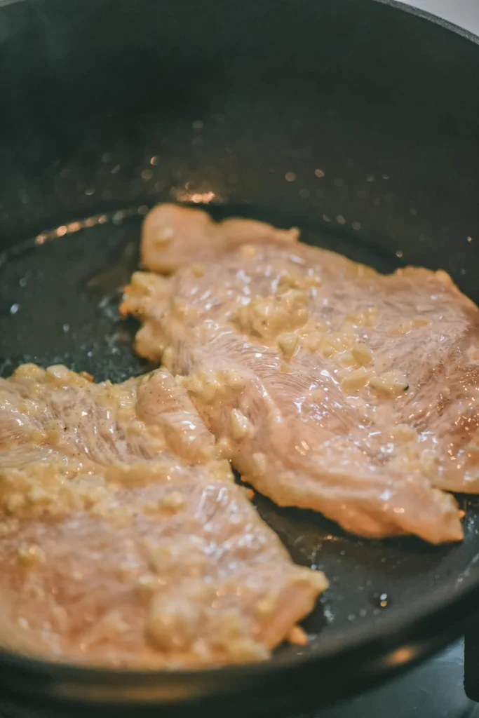 Homemade Nutritious Breakfast | Mayo Pan-Seared Chicken Breast Sandwich
