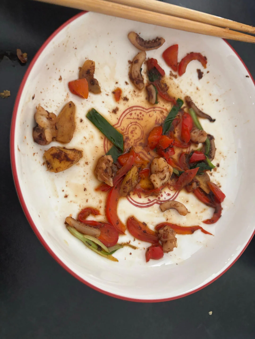 Stir-fried Squid with Red Peppers