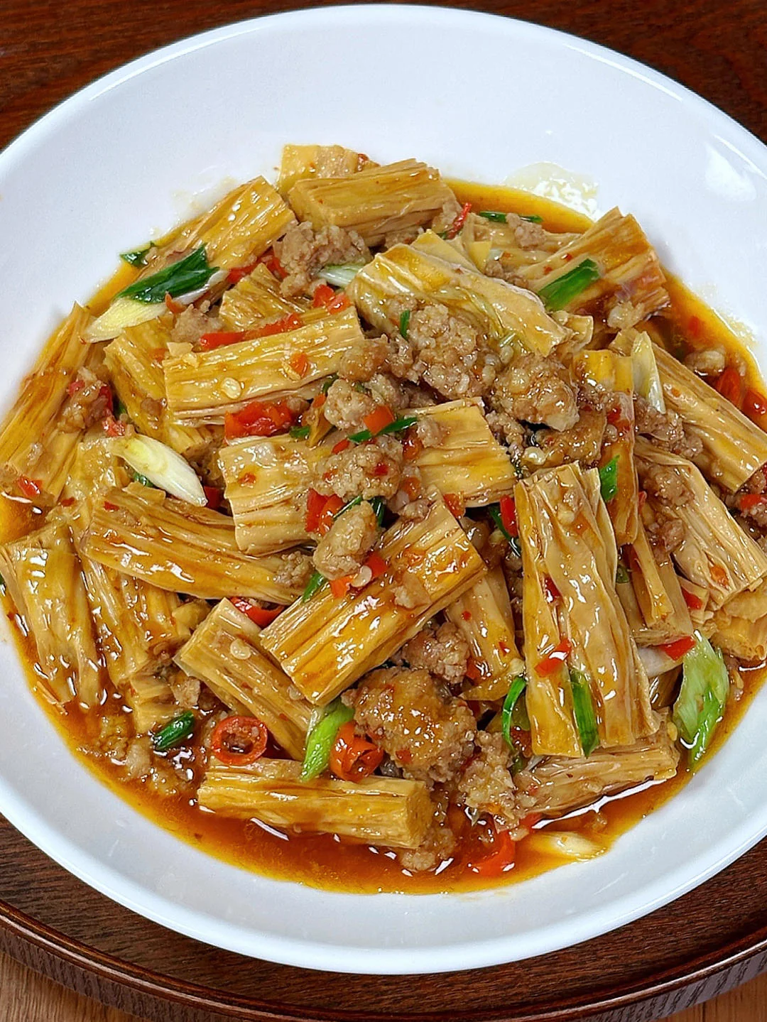 Braised Tofu Skin with Minced Pork