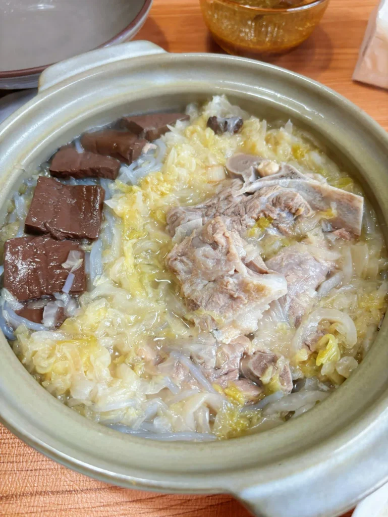 Northeastern Chinese Sauerkraut Stew with Pork and Glass Noodles