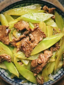Stir-fried Beef with Celtuce