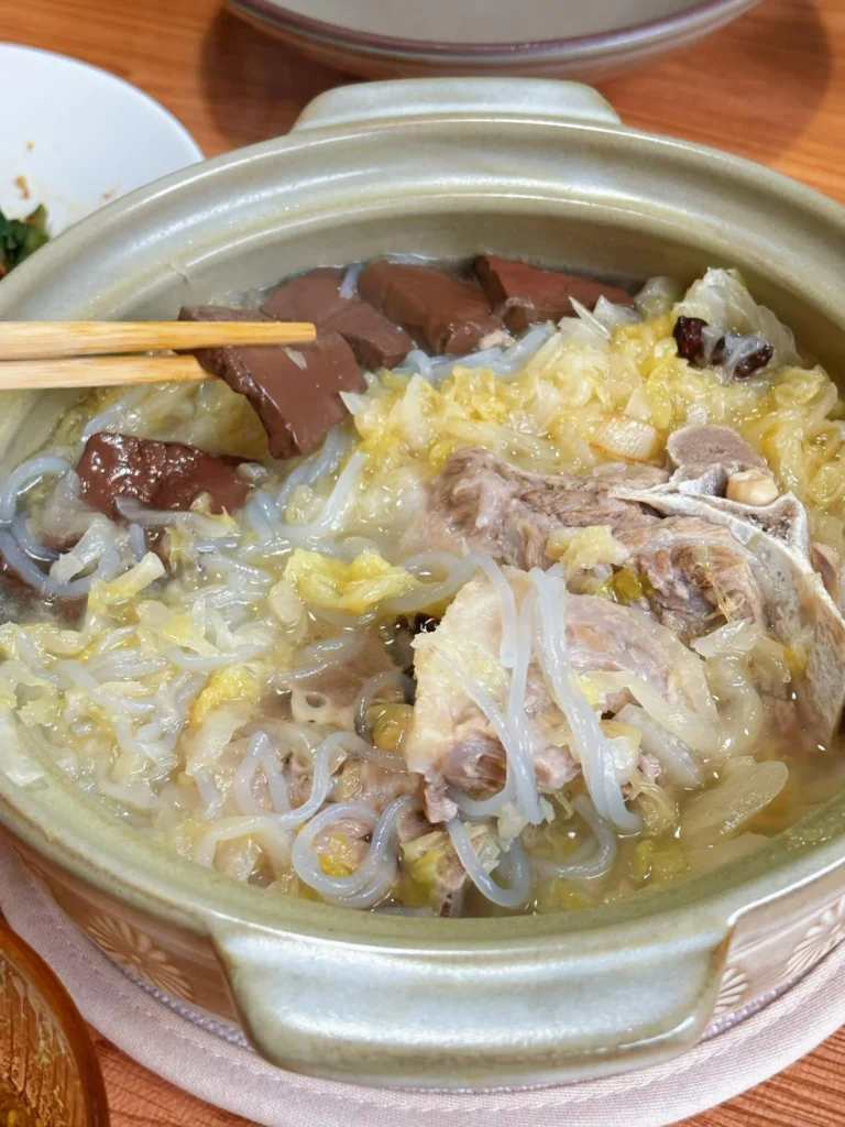 Northeastern Chinese Sauerkraut Stew with Pork and Glass Noodles