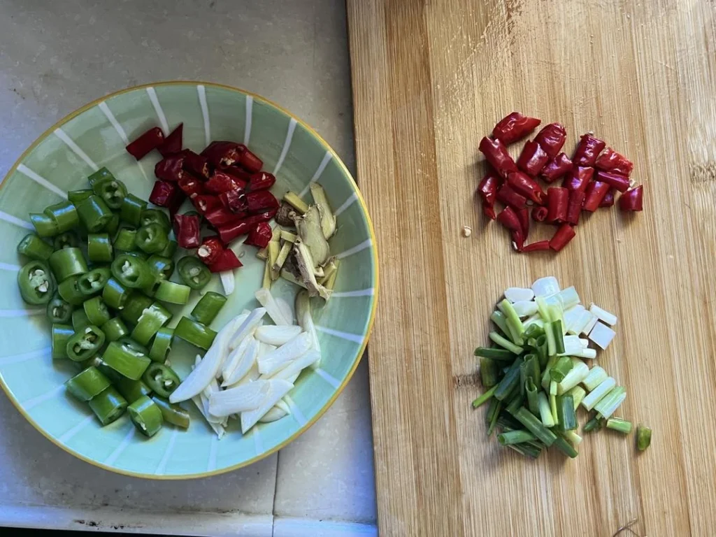 Spicy Stir-fried Frog Legs