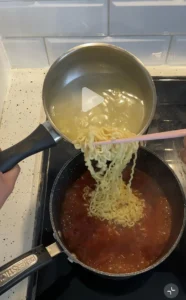 Tomato Beef Shin Ramyun