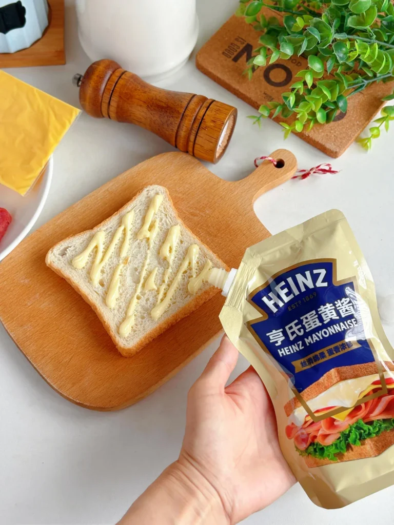 Classic Ham and Egg Sandwich — Quick 5-Minute Breakfast for Kids