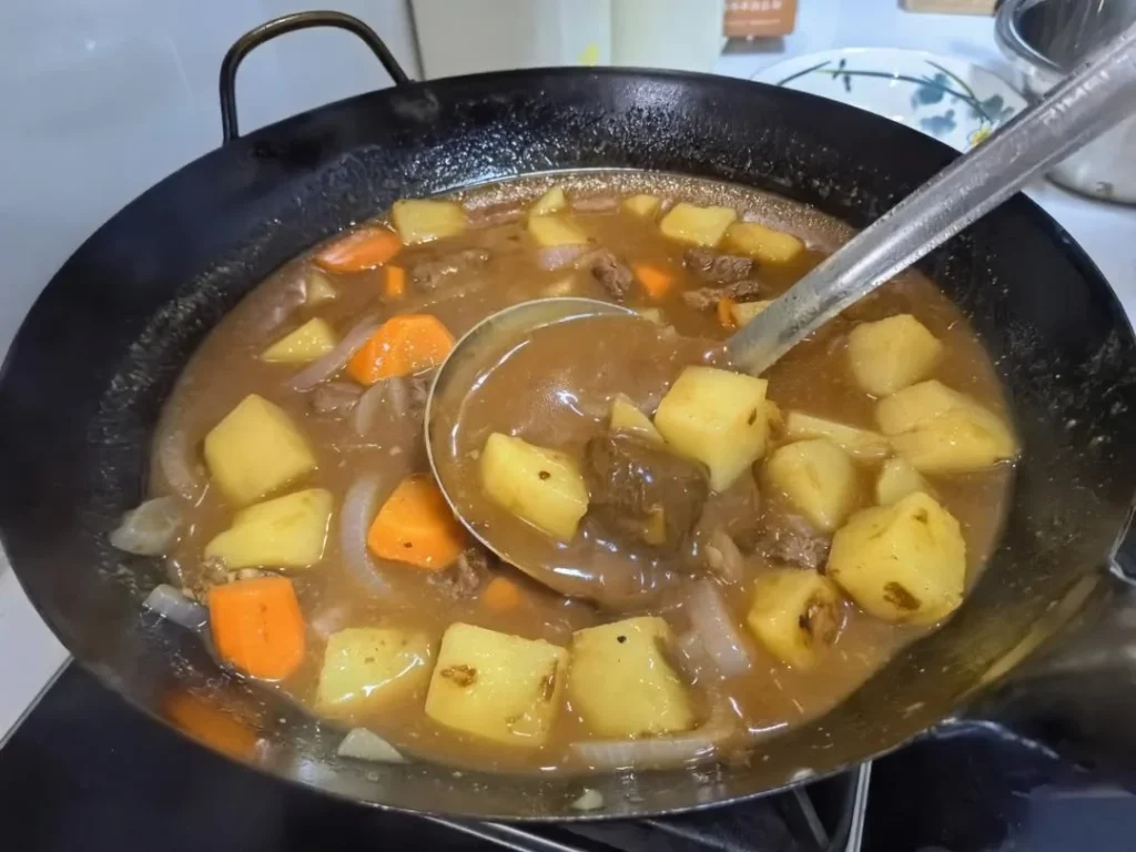 Easy Japanese-Style Beef Curry