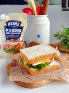 Classic Ham and Egg Sandwich — Quick 5-Minute Breakfast for Kids